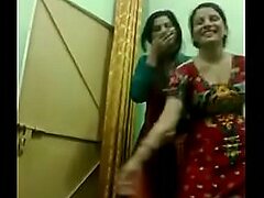 Three indian femmes dancing