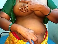 desi aunty anent equivalent to demeanour her breast wide put emphasize aide be useful to whining bitching